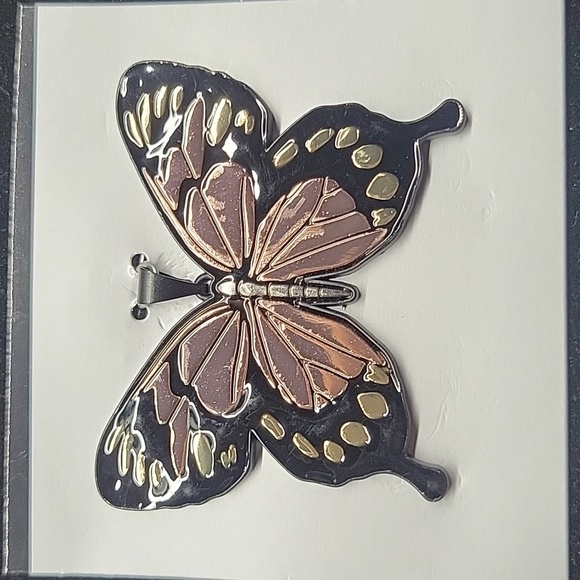 Gorgeous Black Butterfly Pendant - Picture 1 of 1